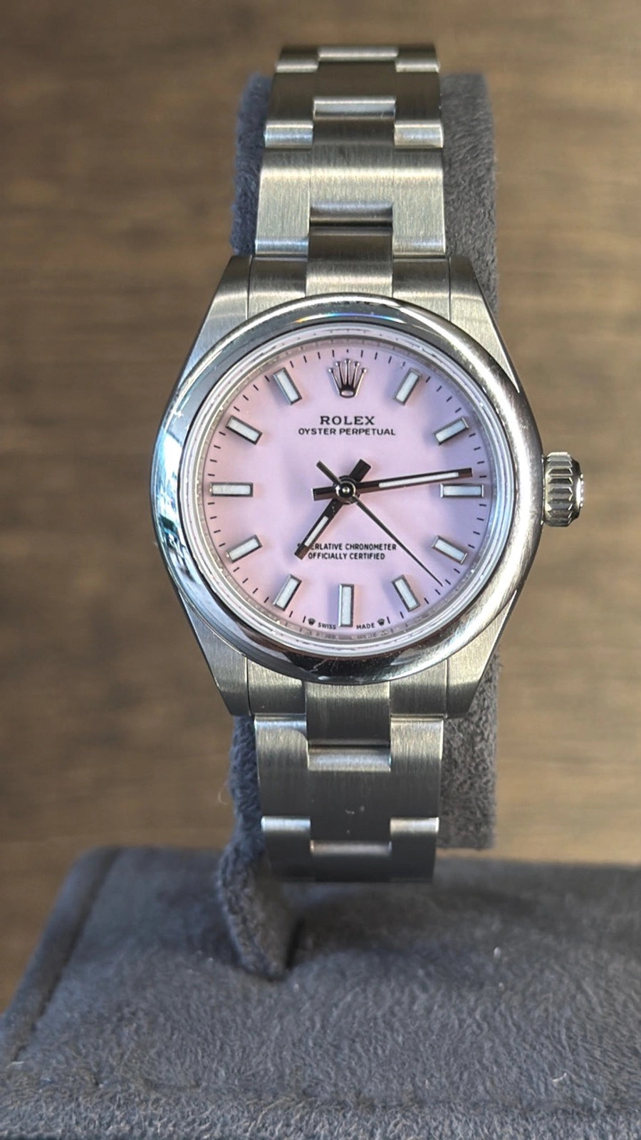 Rolex Oyster Perpetual 28 Pink Dial on Oyster 276200 Card 2026