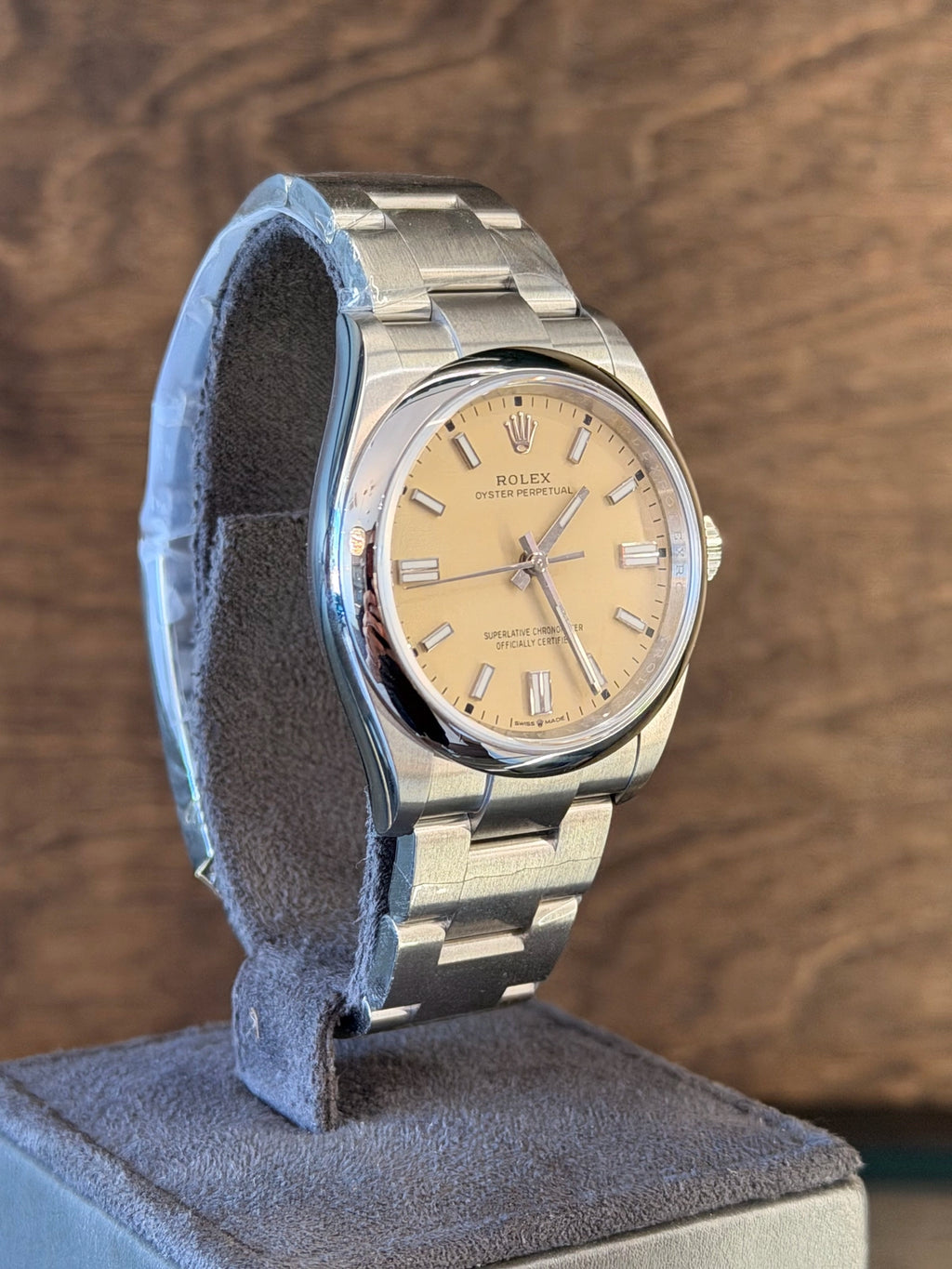 Rolex Oyster Perpetual 36 Beige Dial on Oyster 126000 Card 2026