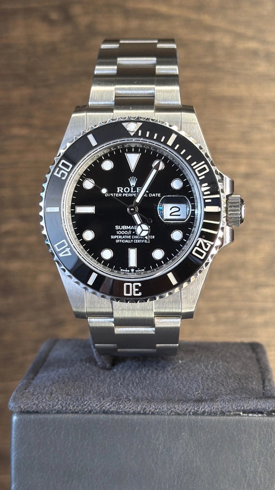 Rolex Submariner Black Dial on Oyster 126610LN Complete 2025