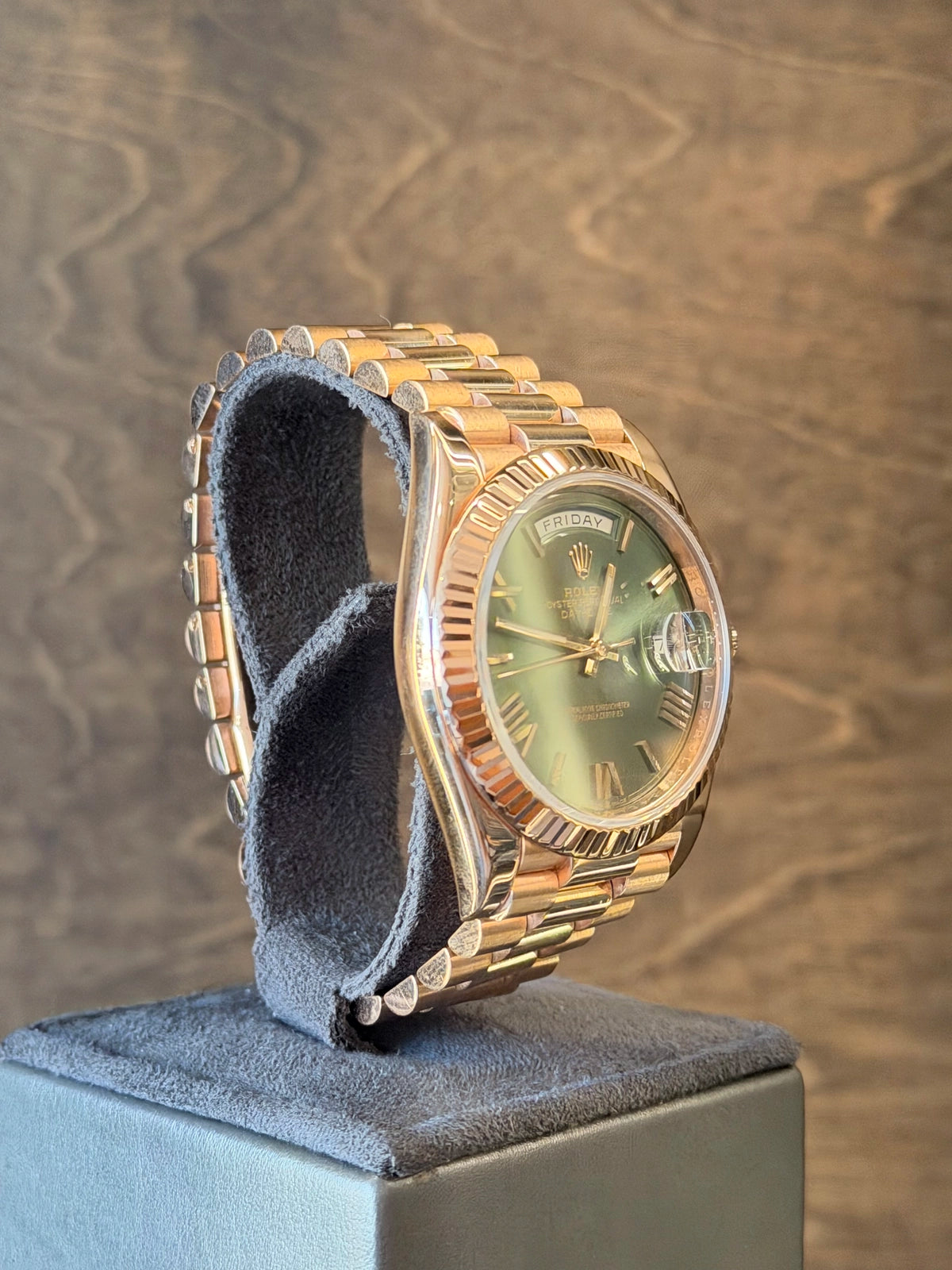 Rolex Day-Date 40 Olive Green Roman Dial on President 228235 Card 2024