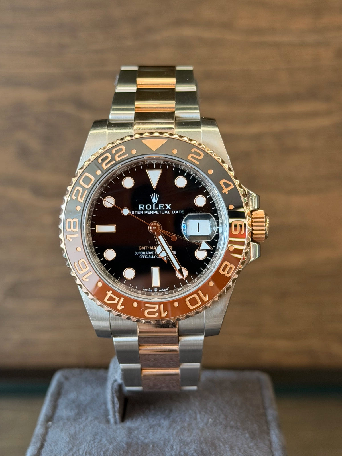Rolex GMT-Master II "Root Beer" Black Dial on Oyster 126711CHNR